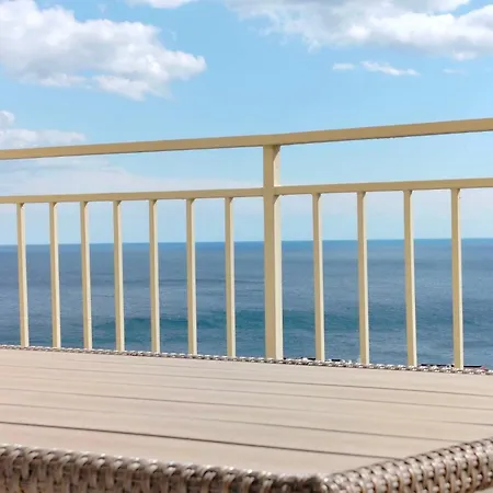 Horizon Sea View アパート
